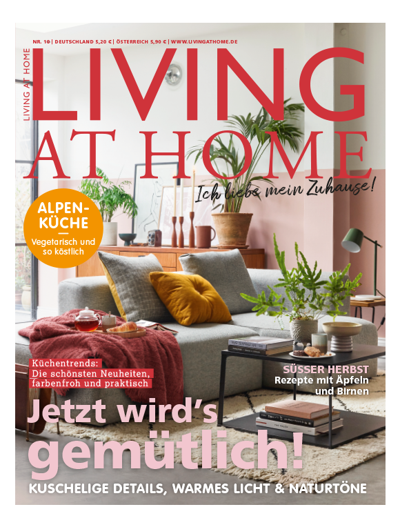 Living at home Titel